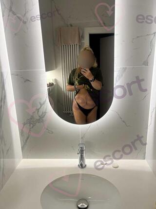 Naturalna Alexi. - escort Wrocław