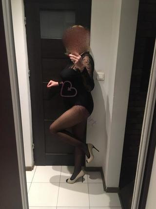 150Uwielbiam minetkę - escort Poznań