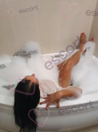 Biust nr 5 - escort Warszawa