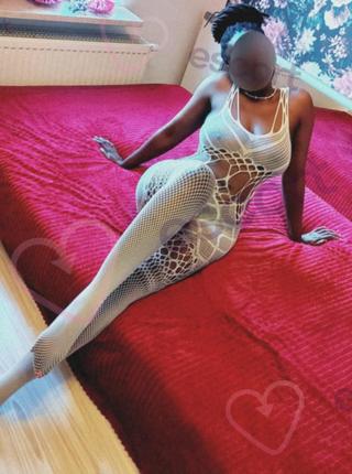 AFRYKAŃSKA KSIĘŻNICZKA - escort Warszawa
