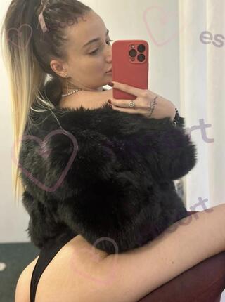 Yasmine - escort Ayia Napa