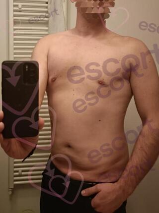 Nowy Dyskretny Lukasz - escort Warszawa