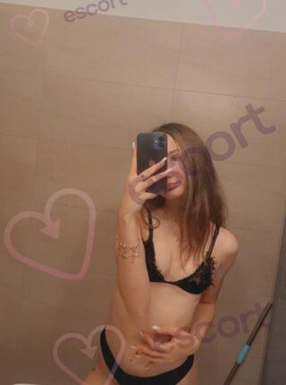 Sarah - escort Maastricht