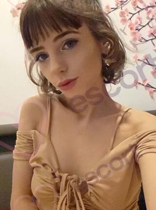 MALA MONIA - escort 