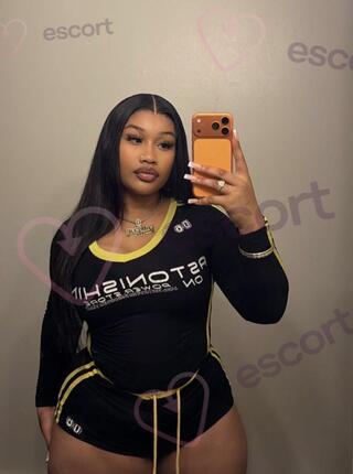 Peachylorrisa - escort Riga