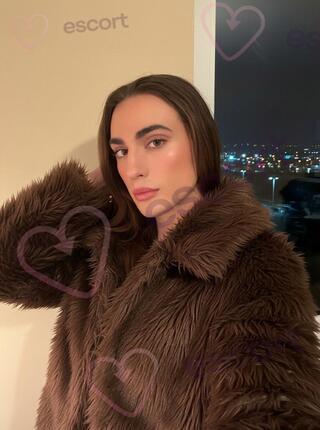 Sky TS - spotkanie / filmy / sexting trans - escort Warszawa