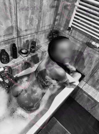 Inna niż wszystkie - escort Szczecin