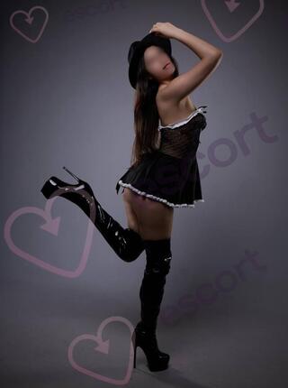 Amina - escort Warszawa