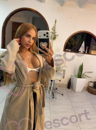 Estefania LatinHot - escort Poznań