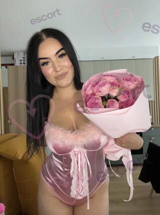 Wika - escort 
