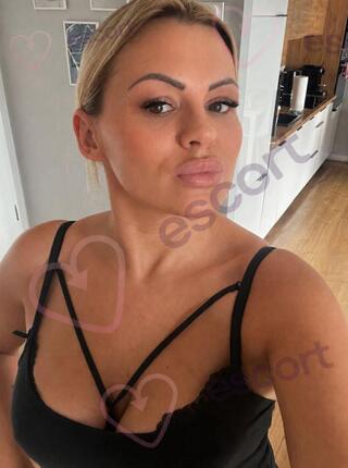 PERWERKA ONLY FANS - escort Poznań