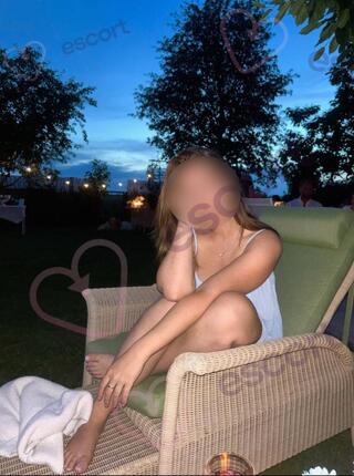 Wiktoria pokazy - escort 